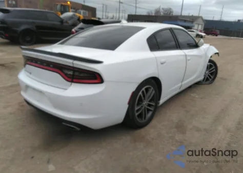 2018 Dodge Charger Gt Awd z USA, uszkodzony, nr VIN 2C3CDXJG6JH249281